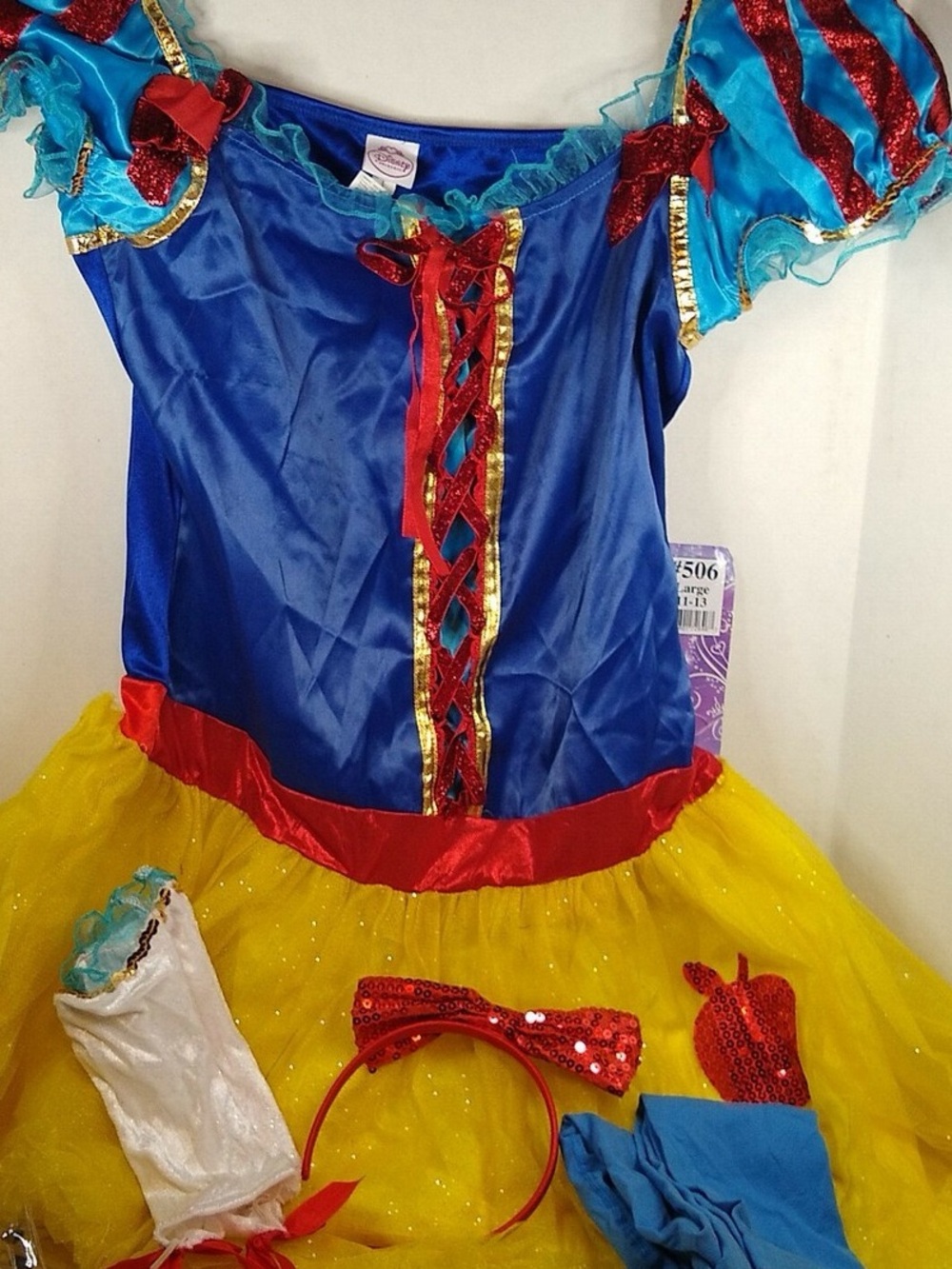 Disney Snow White Juniors Costume Size Small  3-5. Princess Halloween Costume - Picture 4 of 5